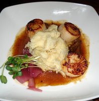 Scallops w mashed cassava.JPG